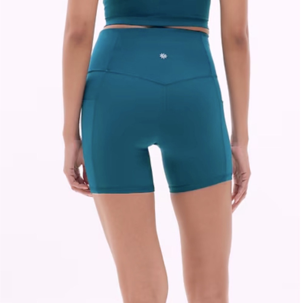 Athleta Intuition High Rise 5” Cotton Short sz small euc